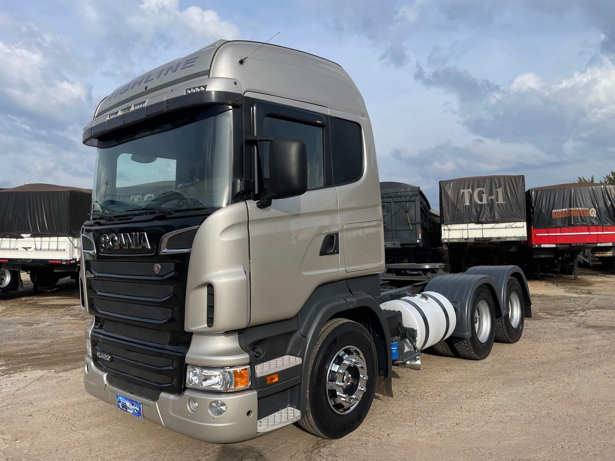 SCANIA R-420 2011 6X4